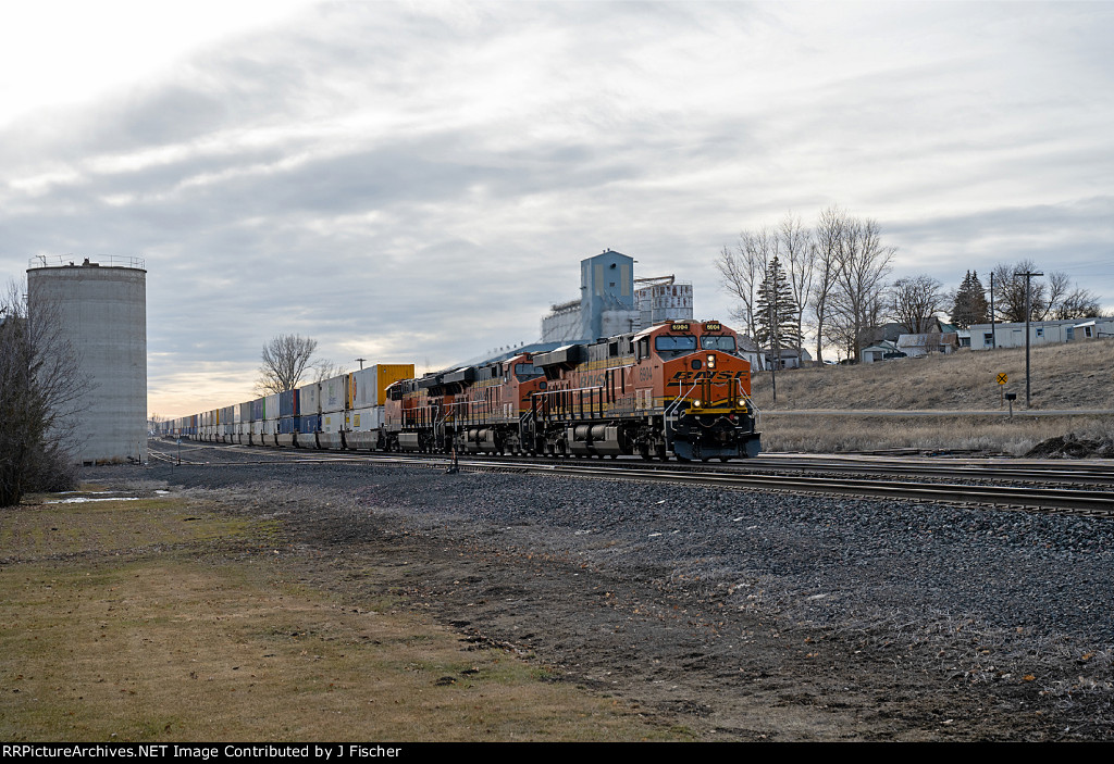 BNSF 6904